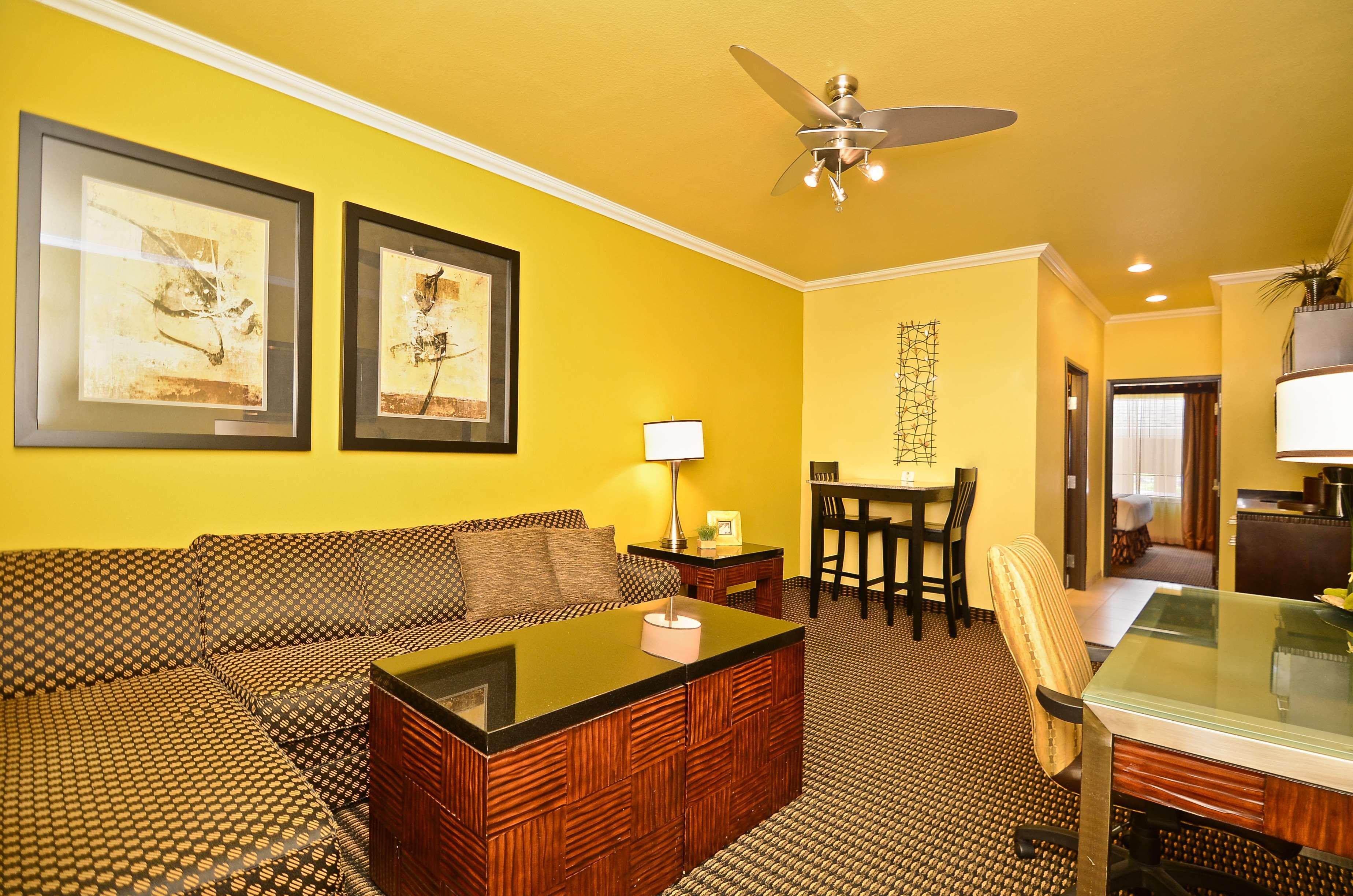 Best Western Plus Christopher Inn And Suites Forney Room photo